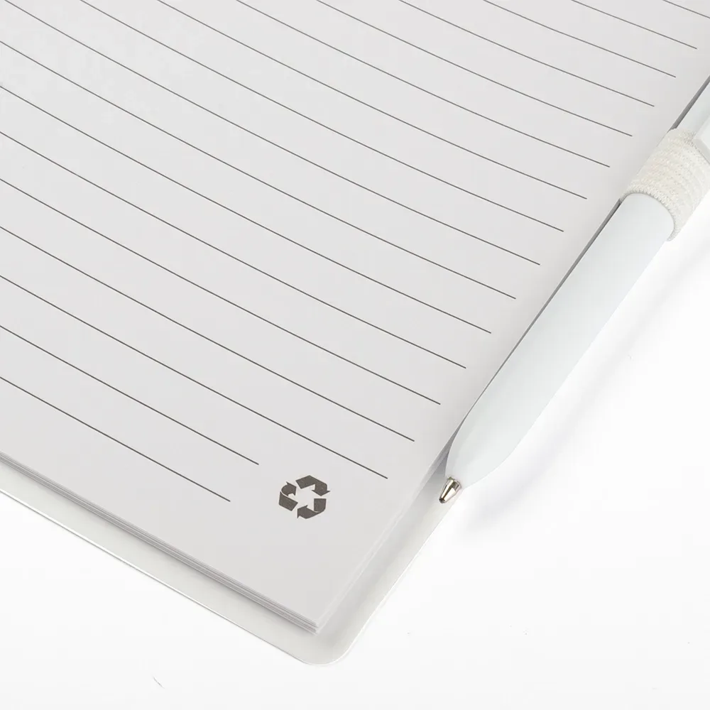 Caderno A5 Capa em PP com caneta