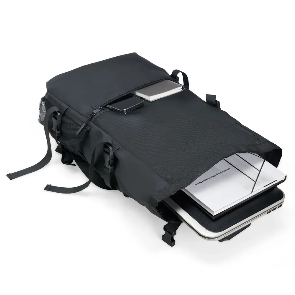 Mochila de Couro Sintético 37L