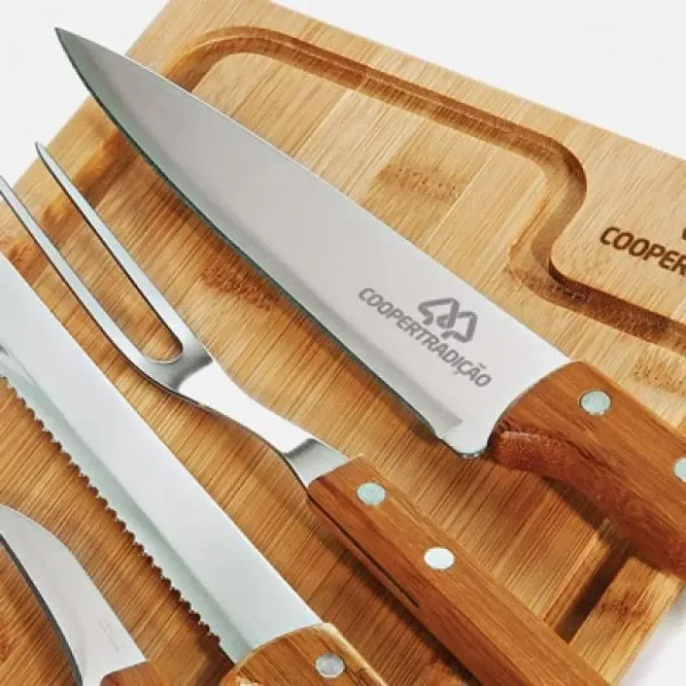 CONJ. PARA CHURRASCO EM BAMBU / MADEIRA / INOX DALLAS - 5 PÇS