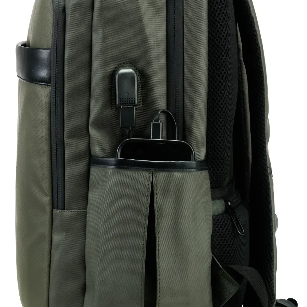 Mochila Couro Sintético USB 26L